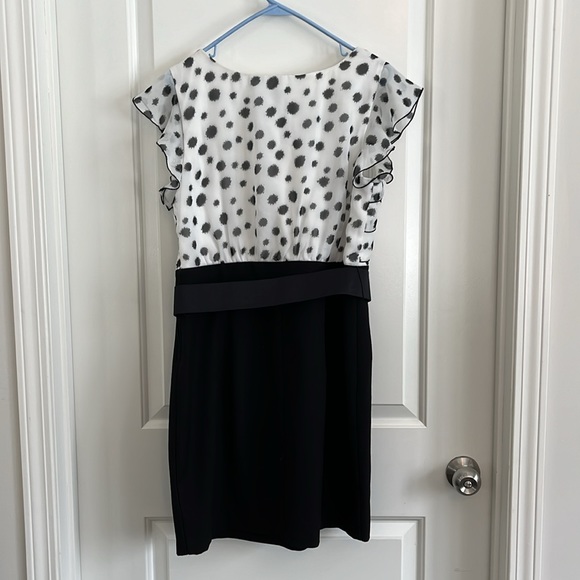 By & By sheer ruffled polka dot belted dress size 15 - Picture 3 of 6